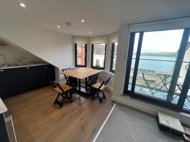 Crow'S Nest, Waverley Apartments Gourock Kültér fotó